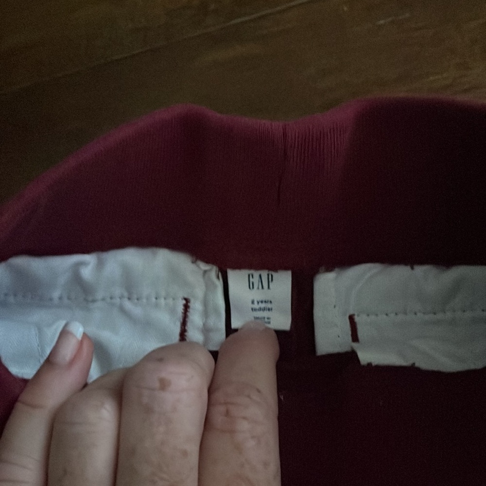 Gap Shorts NEW - Picture 4 of 7